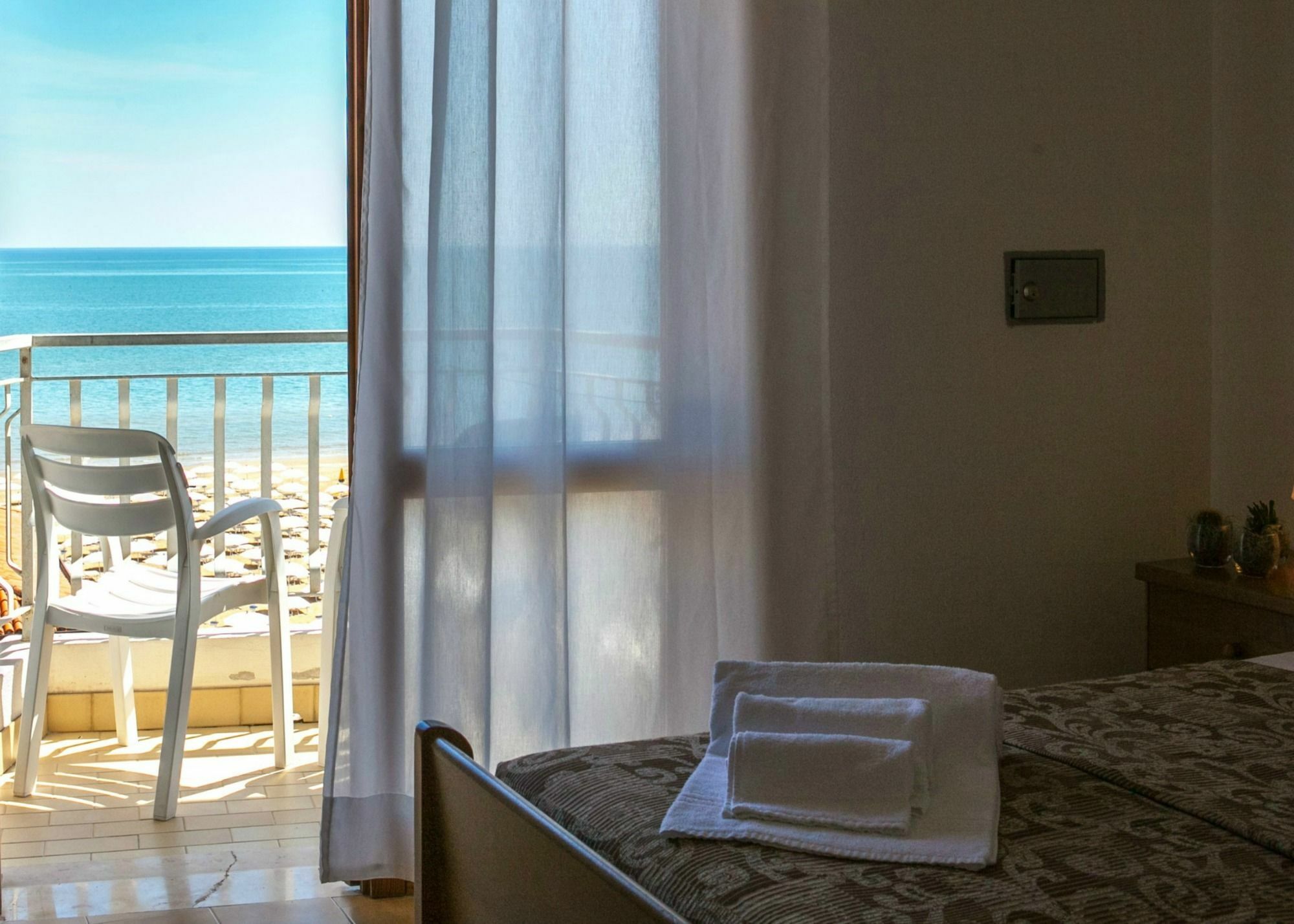 Hotel Umberto Лидо-ди-Езоло Экстерьер фото